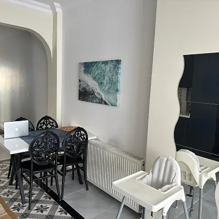 Center Of In Besiktas 2 1 With 2 Bathroom And 3 Air Conditioner