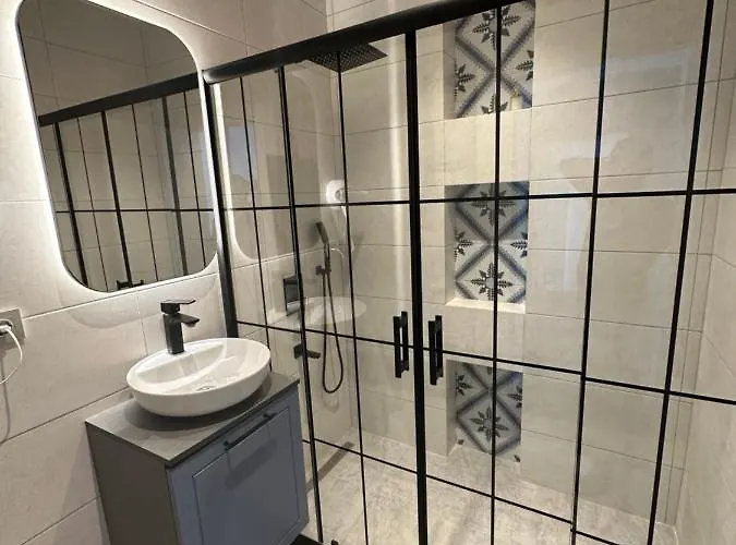 Center Of In Besiktas 2 1 With 2 Bathroom And 3 Air Conditioner