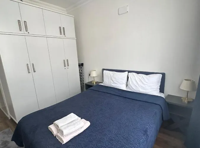 Center Of In Besiktas 2 1 With 2 Bathroom And 3 Air Conditioner *