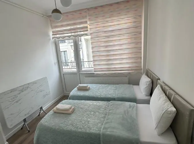 Center Of In Besiktas 2 1 With 2 Bathroom And 3 Air Conditioner Apartment *