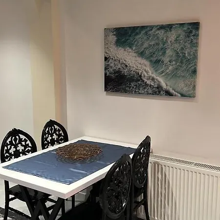 Apartmán Center Of In Besiktas 2 1 With 2 Bathroom And 3 Air Conditioner Istanbulská provincie